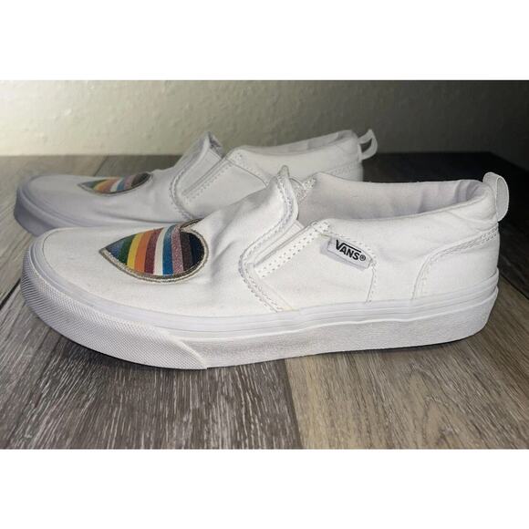 Vans Pride Asher Slip-On White Rainbow Heart Shoes Kids Youth Missy US Size 4 - Picture 3 of 10